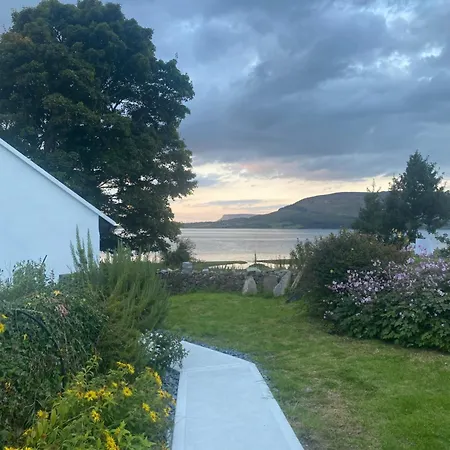 Curlew 아파트 Beltra